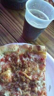 Little Italy Pizzeria