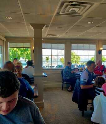 Mamma Mia's Plymouth Waterfront