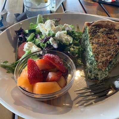 Cap City Fine Diner And Bar