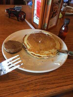 Cracker Barrel Old Country Store