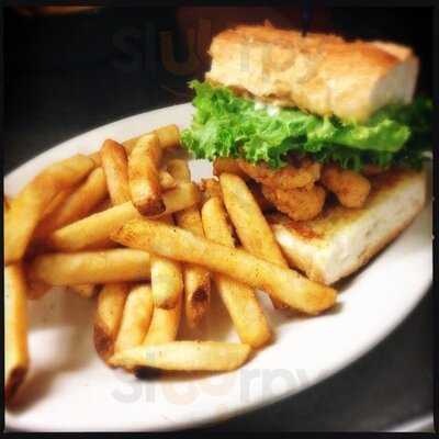 Mouton's Bistro & Bar