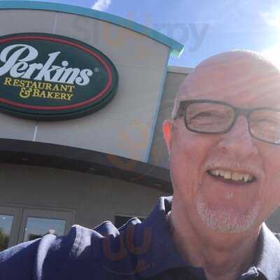 Perkins Restaurant & Bakery