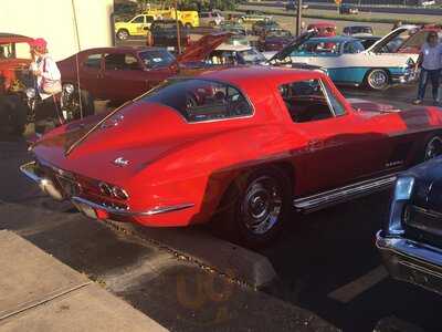 Johnny Ray's Drive In