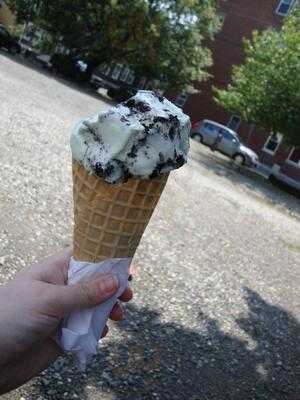 Captain Dusty's Ice Cream