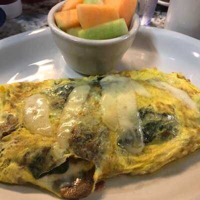 Gloria's Cafe & Bakery