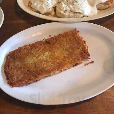 Gloria's Cafe & Bakery