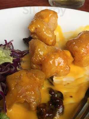 Red Bowl Asian Bistro