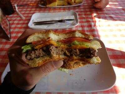 Famous Dave's Bar-b-que