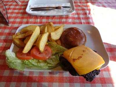 Famous Dave's Bar-b-que