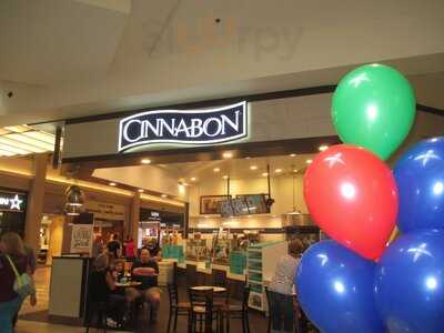 Cinnabon