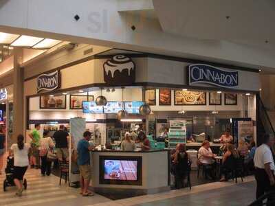 Cinnabon