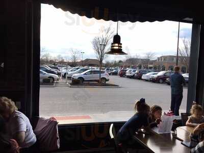 Rusty Bucket Restaurant And Tavern