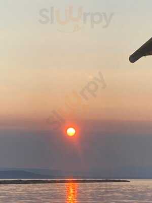 Splash At The Boathouse