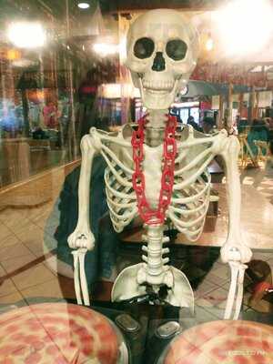 Essex's N.y. Pizza & Deli