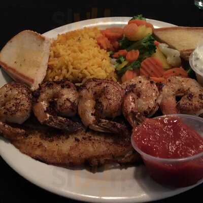 Snappers Grill & Comedy Club