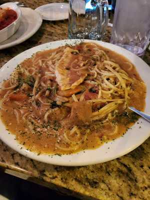 Angelo's Italian Restaurant & Pizzeria