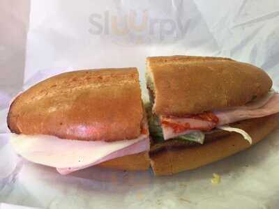 Pulciano's Deli & Cafe