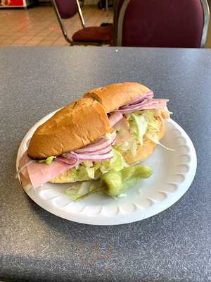 Pulciano's Deli & Cafe