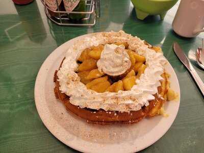 Sueann's Apple Pan Restaurant