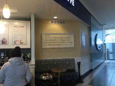 Paciugo Gelato & Caffe