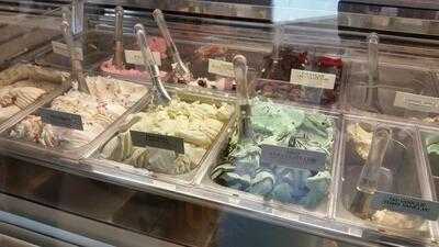 Paciugo Gelato & Caffe