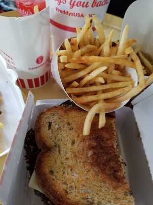 Freddy's Frozen Custard And Steakburger