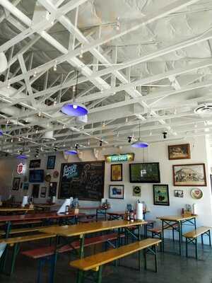 Lucy's Fried Chicken