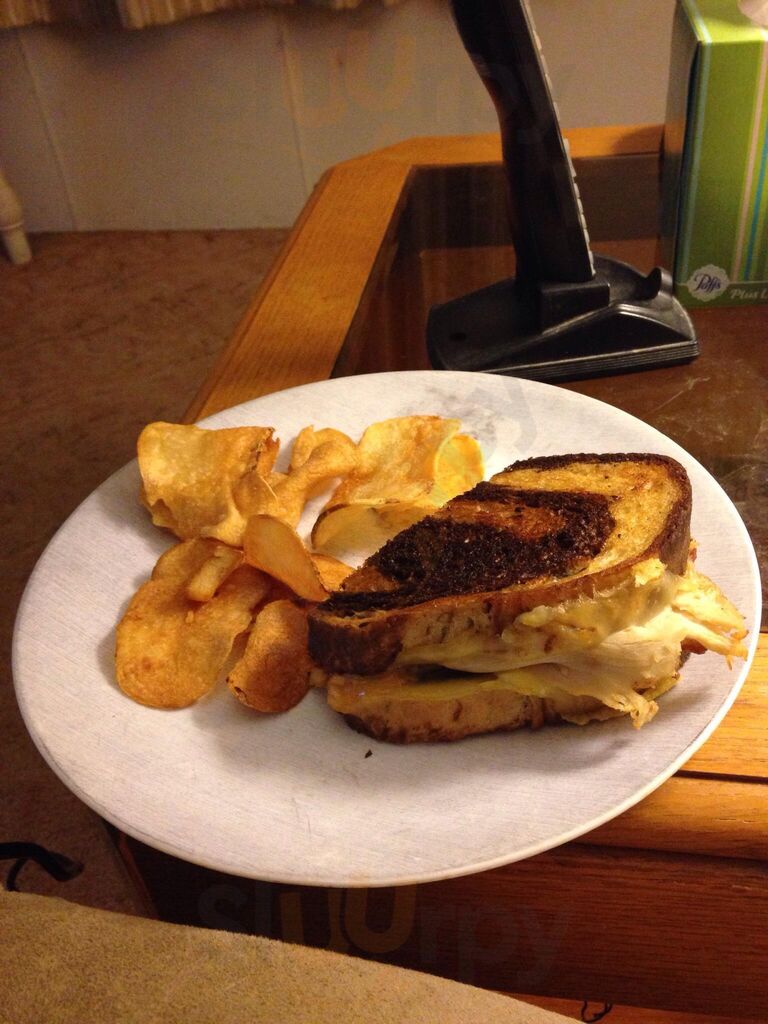 Fourty One Sports Bar & Grill