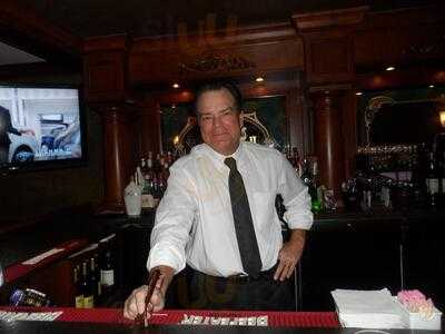 Petey's Ii Restaurant