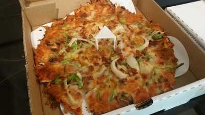 Fun House Pizza Dine In