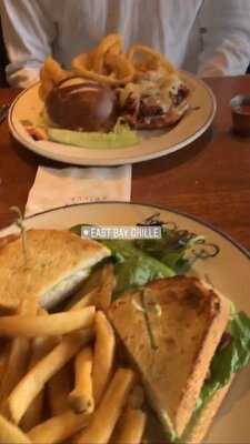 East Bay Grille At Pine Hills Golf Club