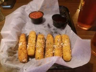 Bootlegger's On Broadway