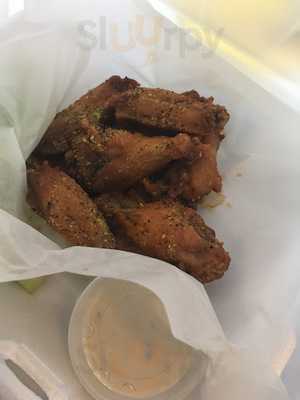 Blaney's Wings & Grill