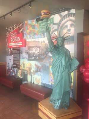 Red Robin