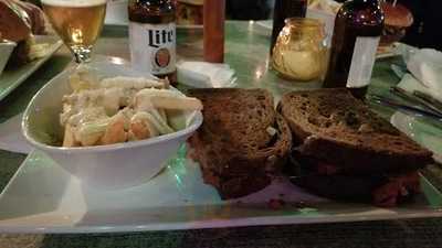 Square Celt Ale House & Grill