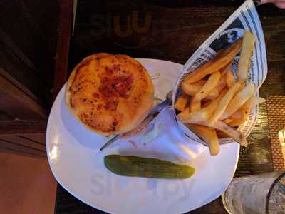 Square Celt Ale House & Grill