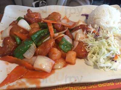 Golden Dragon Chinese