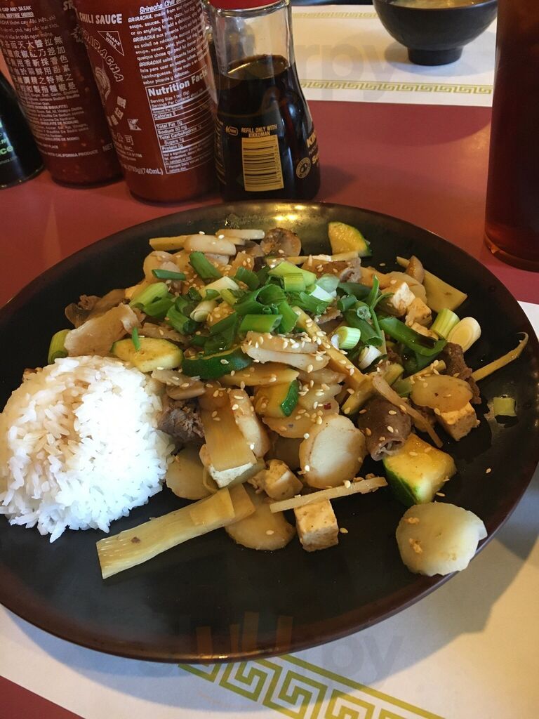 Wok 'n' South Mongolian Bbq