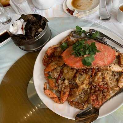 The Pearl Restaurant And Lounge