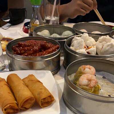 The Pearl Restaurant And Lounge