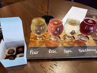 The Casual Pint Lexington Sc