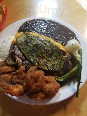 El Ranchito Mexican Restaurant And Bakery