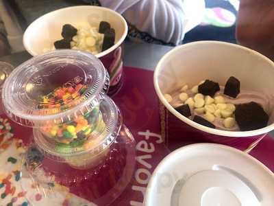 Menchie's Frozen Yogurt