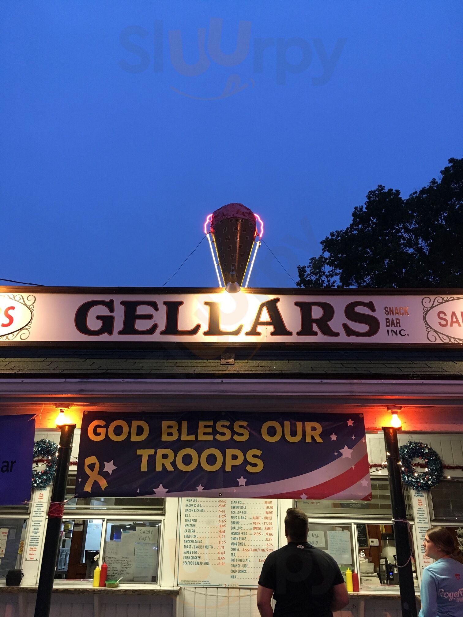 Gellar's Snackbar