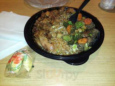 Leeann Chin Lyndale Ave