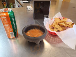 Arandas Mini Restaurant & Catering