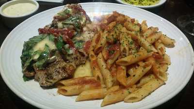 Yanni's Greek Express & Taverna