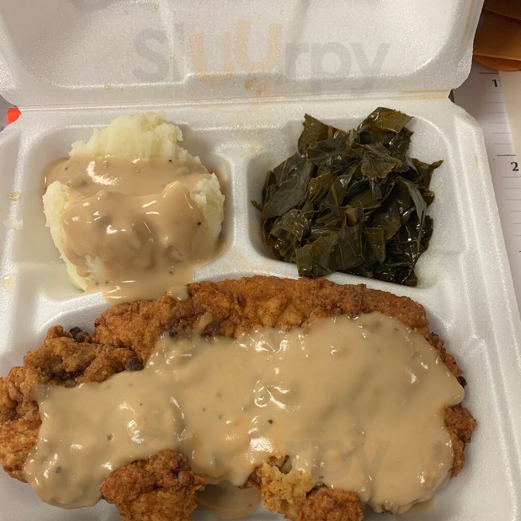 Twisted Roots Bar & Grill