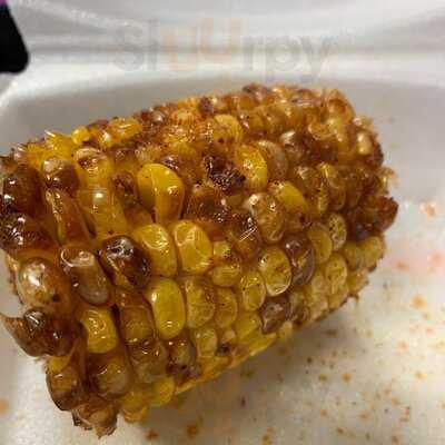 Twisted Roots Bar & Grill