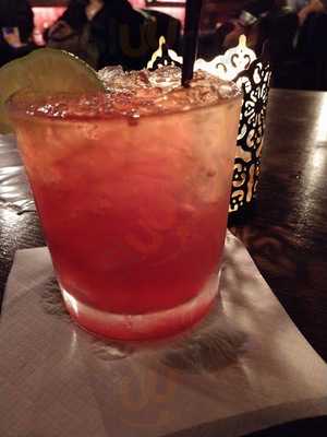 Danny's Food & Spirits